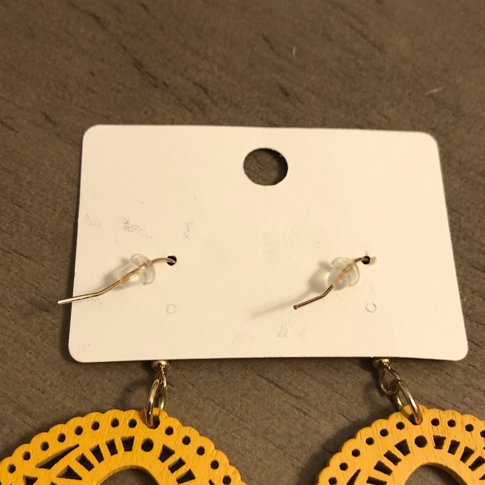 Elegant Yellow Wooden Bohemian Earrings - Picture 6 of 8